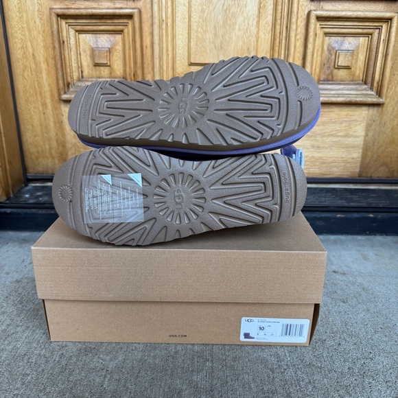 Ugg Classic Double Bow Mini Boots - Picture 6 of 7